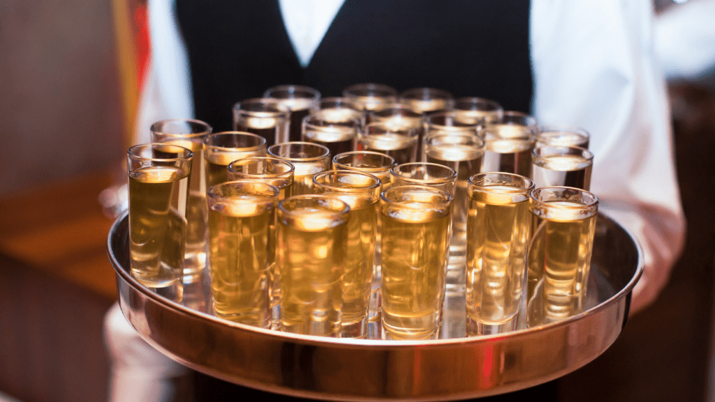 Licor Cremoso de Amendoim 4 copinho licor