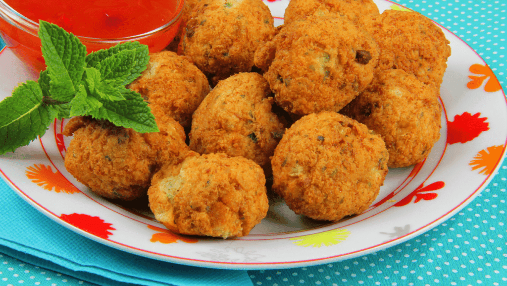 Bolinhos de bacalhau irresistíveis: sua novidade receita de sucesso! 2 bolinho de bacalhau