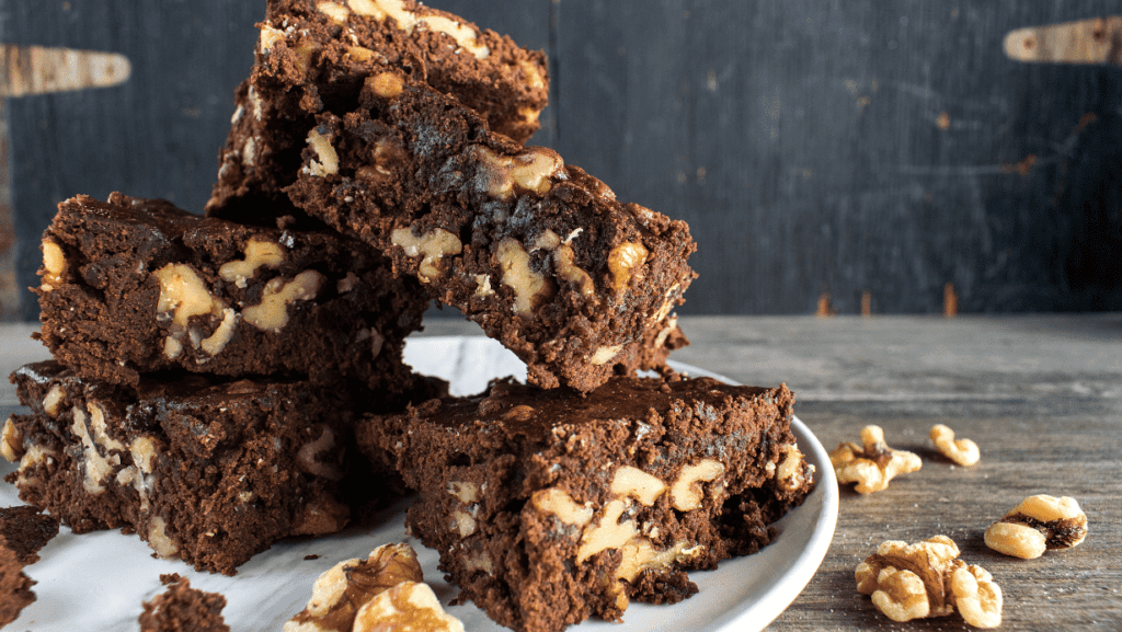 Bolo de Chocolate: Uma Delícia para Todos os Momentos! 7 bolo de chocolate com nozes