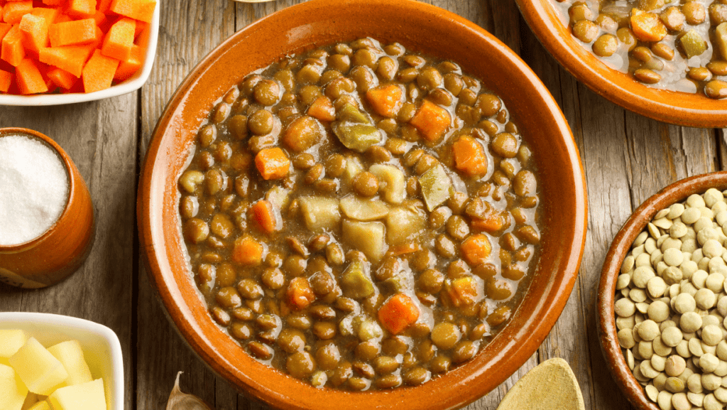 Receita Fit de Sopa de Legumes: Nutrição e Sabor em um Prato Delicioso 🥕🍲 4 sopa fit de legumes com lentinha